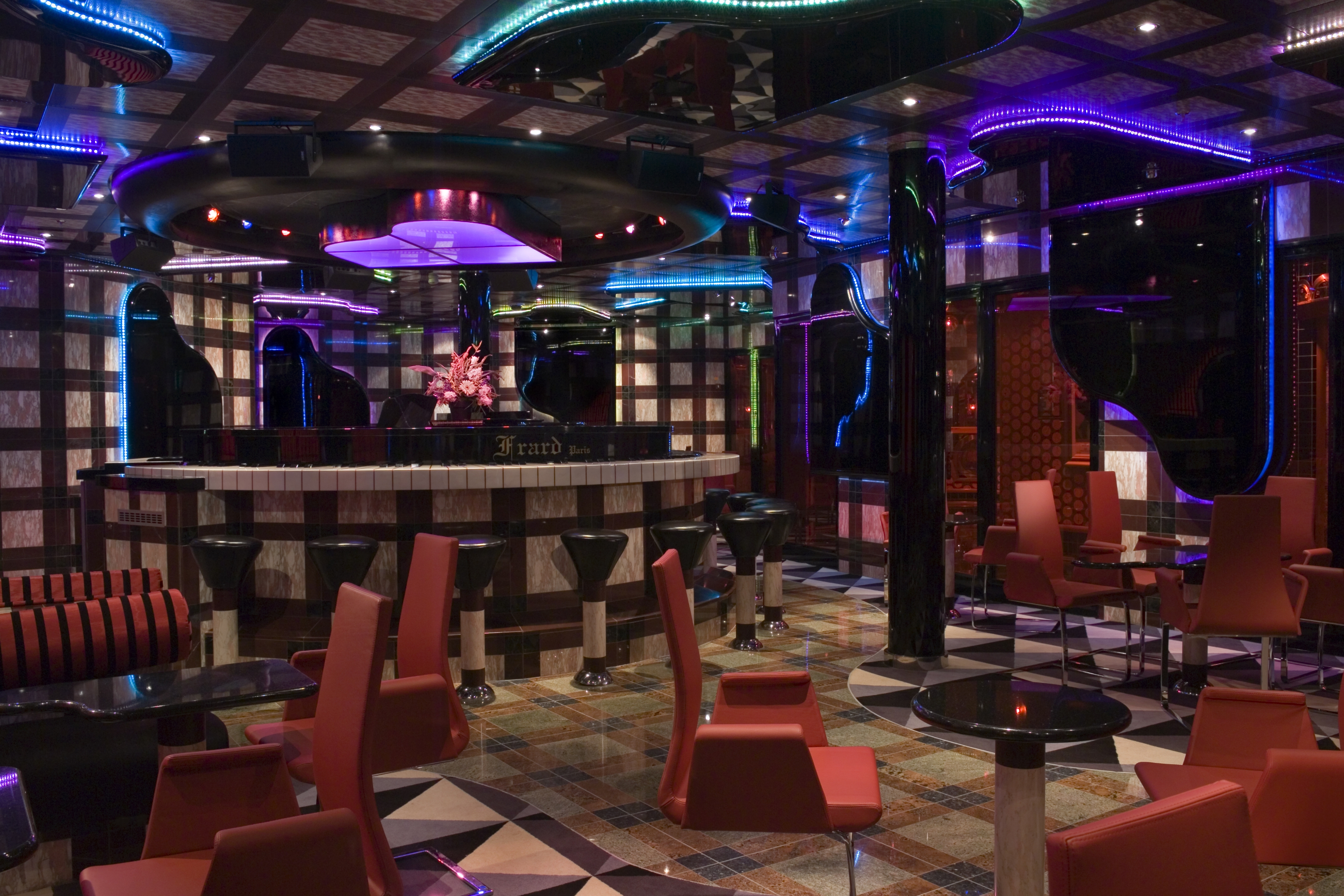 Carnival Splendor - Piano Bar